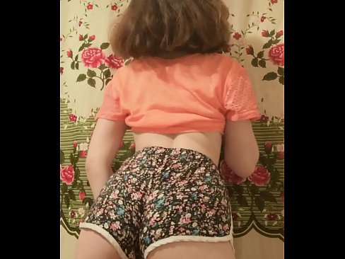 ❤️ Nwa ọhụrụ sexy na-eyipụ uwe mkpirisi ya na igwefoto ❌  na%ig.credit-assorti.ru ️❤